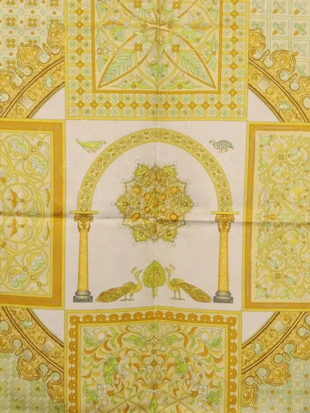 HERMES Carre 90 Scarf 